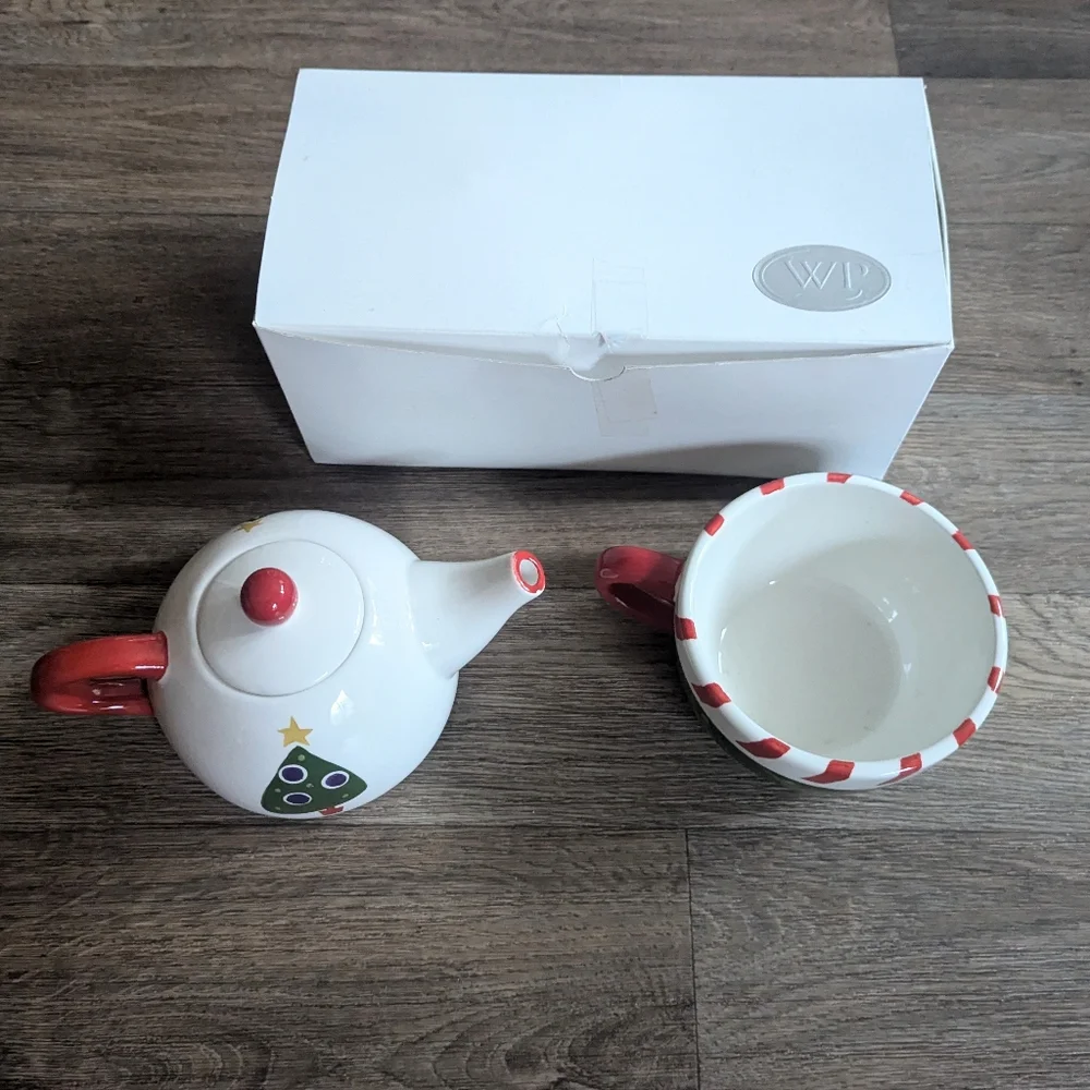 New Pier 1 Christmas Tea Pot and Matching Mug Set